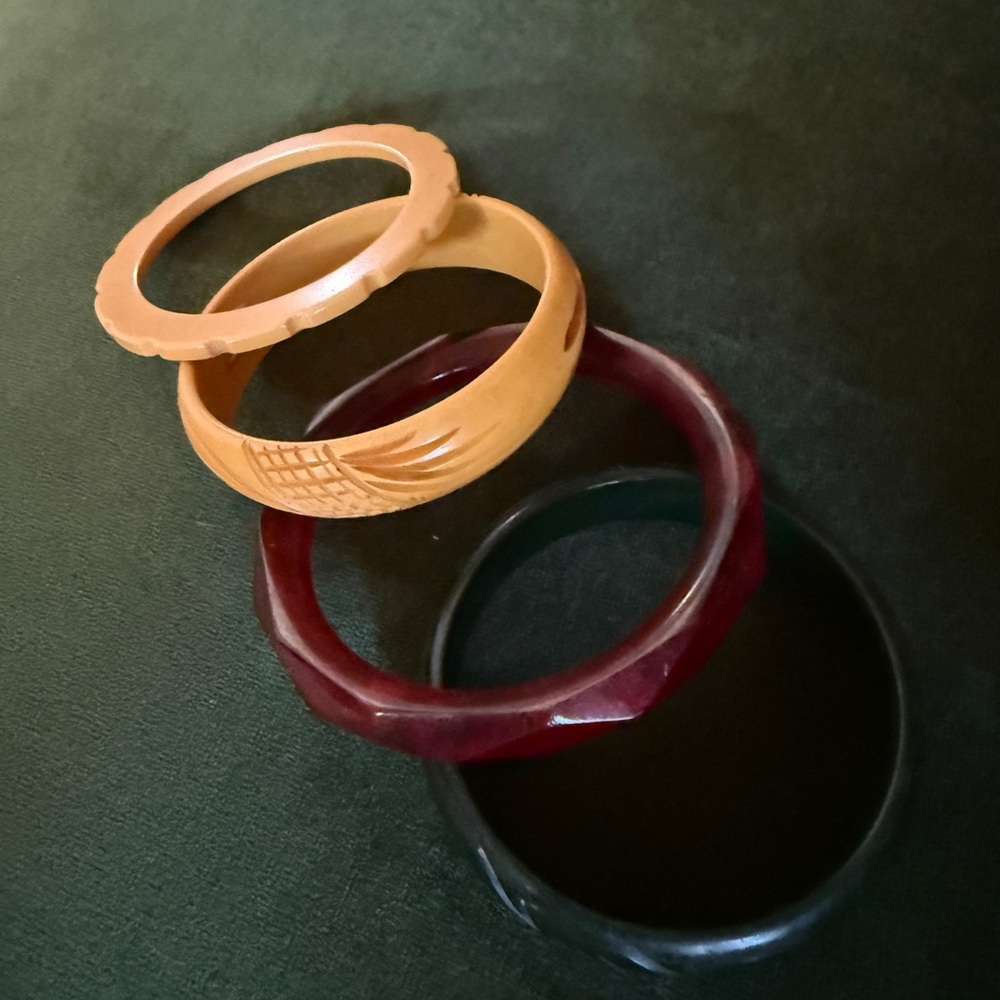 Four Vintage Bakelite Bracelets